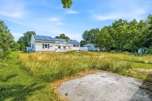 8 Richardson Cir, Easthampton, MA 01027 - Photo 6