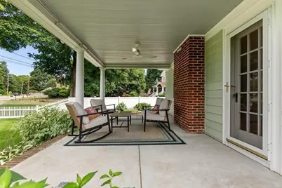 11 Beach St, Woburn, MA 01801 - Photo 36