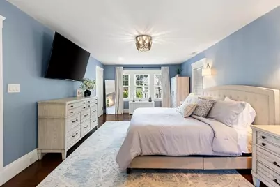 11 Beach St, Woburn, MA 01801 - Photo 24