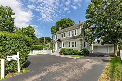 11 Beach St, Woburn, MA 01801 - Photo 2