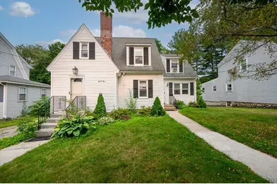 41 Dellwood Rd, Worcester, MA 01602 - Photo 1