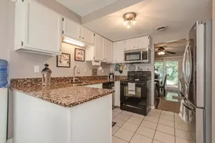 125 Highland St, Taunton, MA 02780 - Photo 8