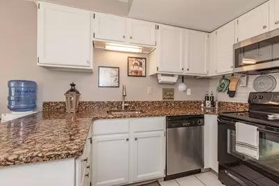 125 Highland Street #402, Taunton, MA 02780 - Photo 10