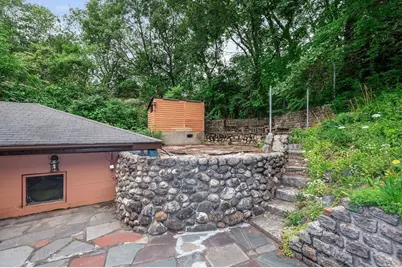 160 Forest St, Melrose, MA 02176 - Photo 36