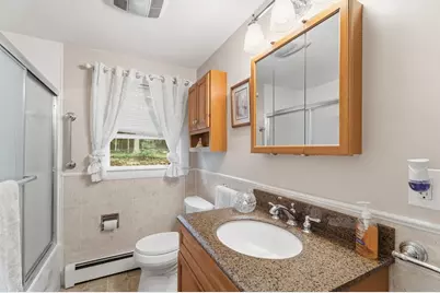94 Causeway St, Fitchburg, MA 01420 - Photo 10