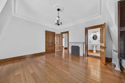 533 Locust St #8, Fall River, MA 02720 - Photo 10