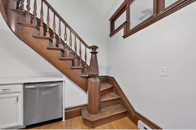 533 Locust St #8, Fall River, MA 02720 - Photo 12