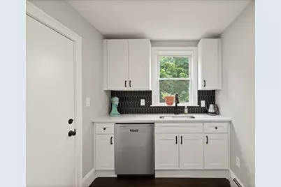 16 Cloutman St #3, Salem, MA 01970 - Photo 22