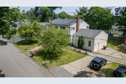 56 Cottage Grove Ave, Brockton, MA 02301 - Photo 2