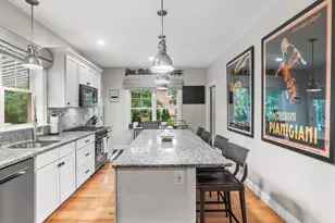 10 Charles View Ln, Medway, MA 02053 - Photo 6