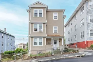 11 Shamrock St, Worcester, MA 01605 - Photo 1