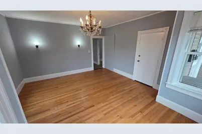 11 Shamrock St, Worcester, MA 01605 - Photo 8