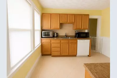 32 Century St #1, Medford, MA 02155 - Photo 10