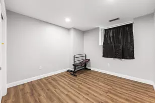 10 Weston Ave, Quincy, MA 02170 - Photo 18