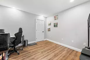 10 Weston Ave, Quincy, MA 02170 - Photo 14