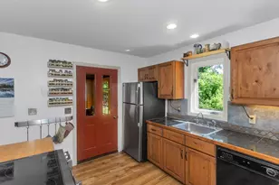 70 Old Sunderland Rd, Montague, MA 01351 - Photo 12