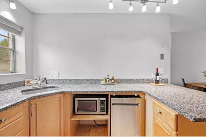 4 Robinwood Avenue #6, Boston, MA 02130 - Photo 6