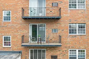 4 Robinwood Ave, Boston, MA 02130 - Photo 4