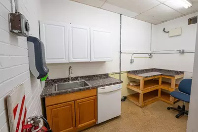 21 Bessom St, Lynn, MA 01902 - Photo 22