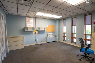 21 Bessom St, Lynn, MA 01902 - Photo 6