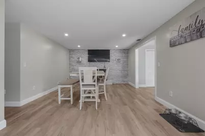 10 Topaz Ln, Dartmouth, MA 02747 - Photo 8