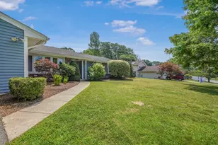 10 Topaz Ln, Dartmouth, MA 02747 - Photo 36