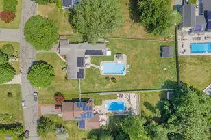 10 Topaz Ln, Dartmouth, MA 02747 - Photo 6