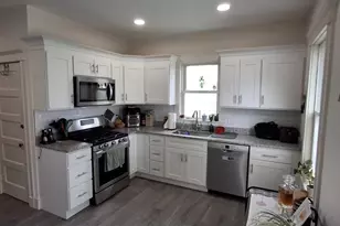 15 Broadway, Newton, MA 02460 - Photo 8