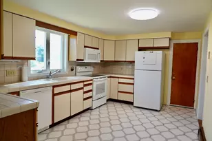 501 Riverside Ave, Somerset, MA 02725 - Photo 2