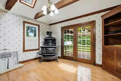 284 Village St, Medway, MA 02053 - Photo 30
