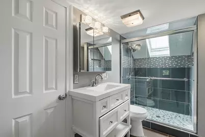 284 Village St, Medway, MA 02053 - Photo 20
