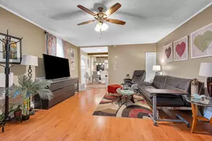 23 11th St, Lowell, MA 01850 - Photo 10