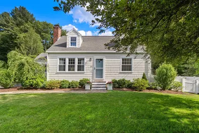 54 Jarr Brook Rd, Holliston, MA 01746 - Photo 2