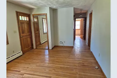39 Higher St, Ludlow, MA 01056 - Photo 10