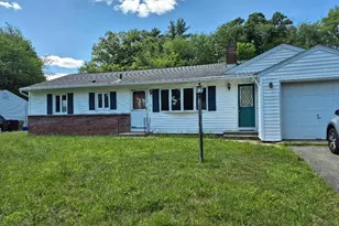 39 Higher St, Ludlow, MA 01056 - Photo 1