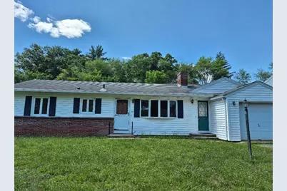 39 Higher St, Ludlow, MA 01056 - Photo 2