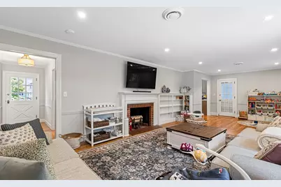 355 Pearse Rd, Swansea, MA 02777 - Photo 6