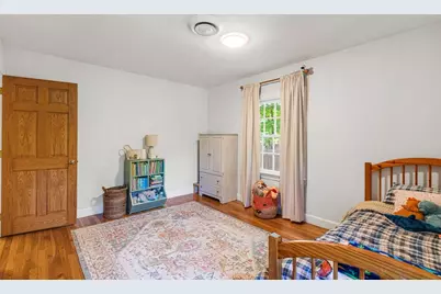 355 Pearse Rd, Swansea, MA 02777 - Photo 36