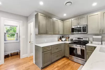 355 Pearse Rd, Swansea, MA 02777 - Photo 18