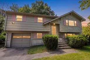 6 Gallagher Dr, Randolph, MA 02368 - Photo 2