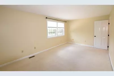 C4 Scotty Hollow Dr #C4, Chelmsford, MA 01863 - Photo 14