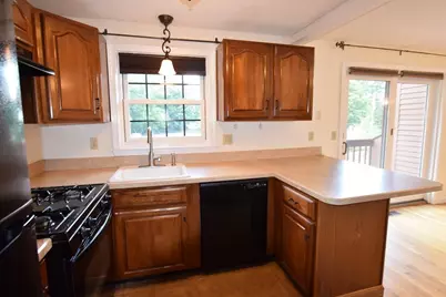 C4 Scotty Hollow Dr #C4, Chelmsford, MA 01863 - Photo 4
