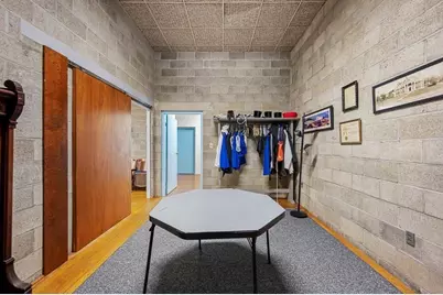 27 Brandes St, Webster, MA 01570 - Photo 8