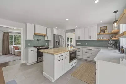 148 Lost Lake Dr, Groton, MA 01450 - Photo 6
