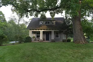 116 Hill St, Topsfield, MA 01983 - Photo 1