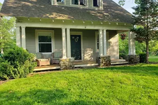 116 Hill St, Topsfield, MA 01983 - Photo 2
