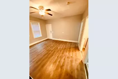 502 Fourth St #1E, Fall River, MA 02721 - Photo 1