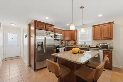 414 Bay Street, Fall River, MA 02724 - Photo 10