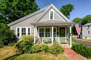 38 Summer St, Kingston, MA 02364 - Photo 2