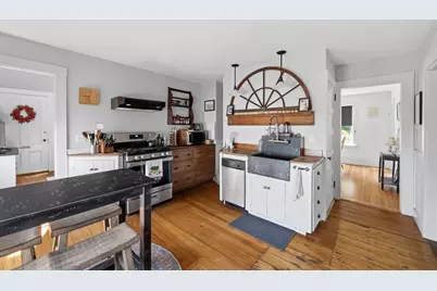 38 Summer St, Kingston, MA 02364 - Photo 6